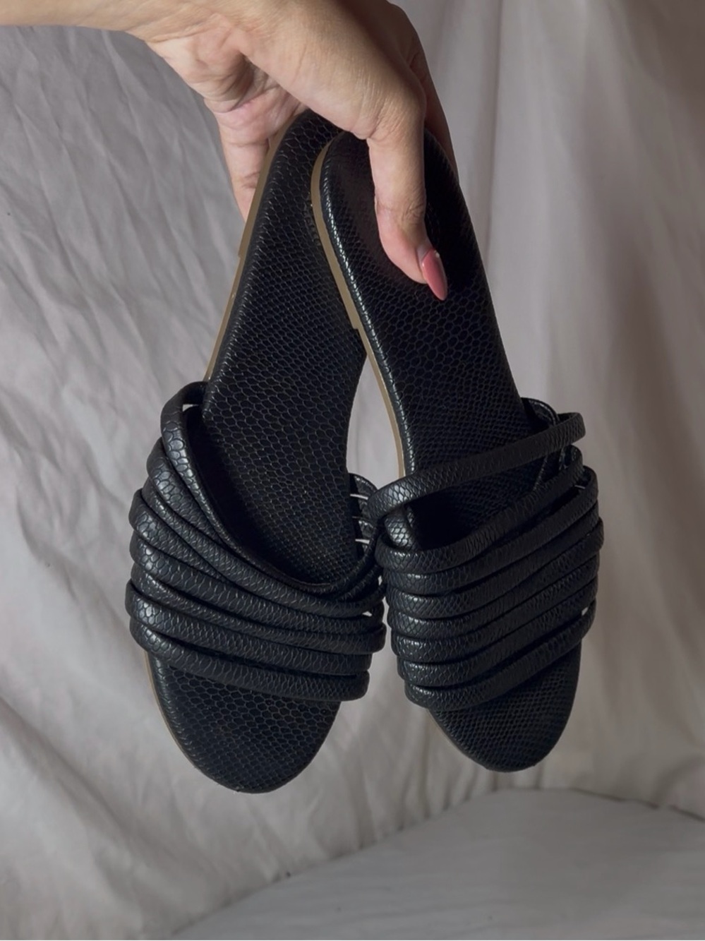 Women's Black Strappy Slide Sandals - Picture 3 of 3